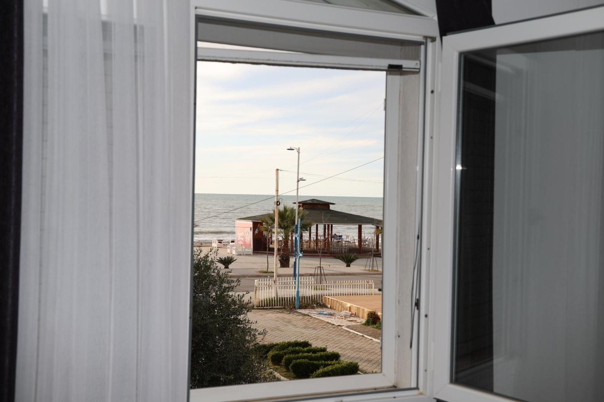 Apartment Del Sol Golem (Tirana)