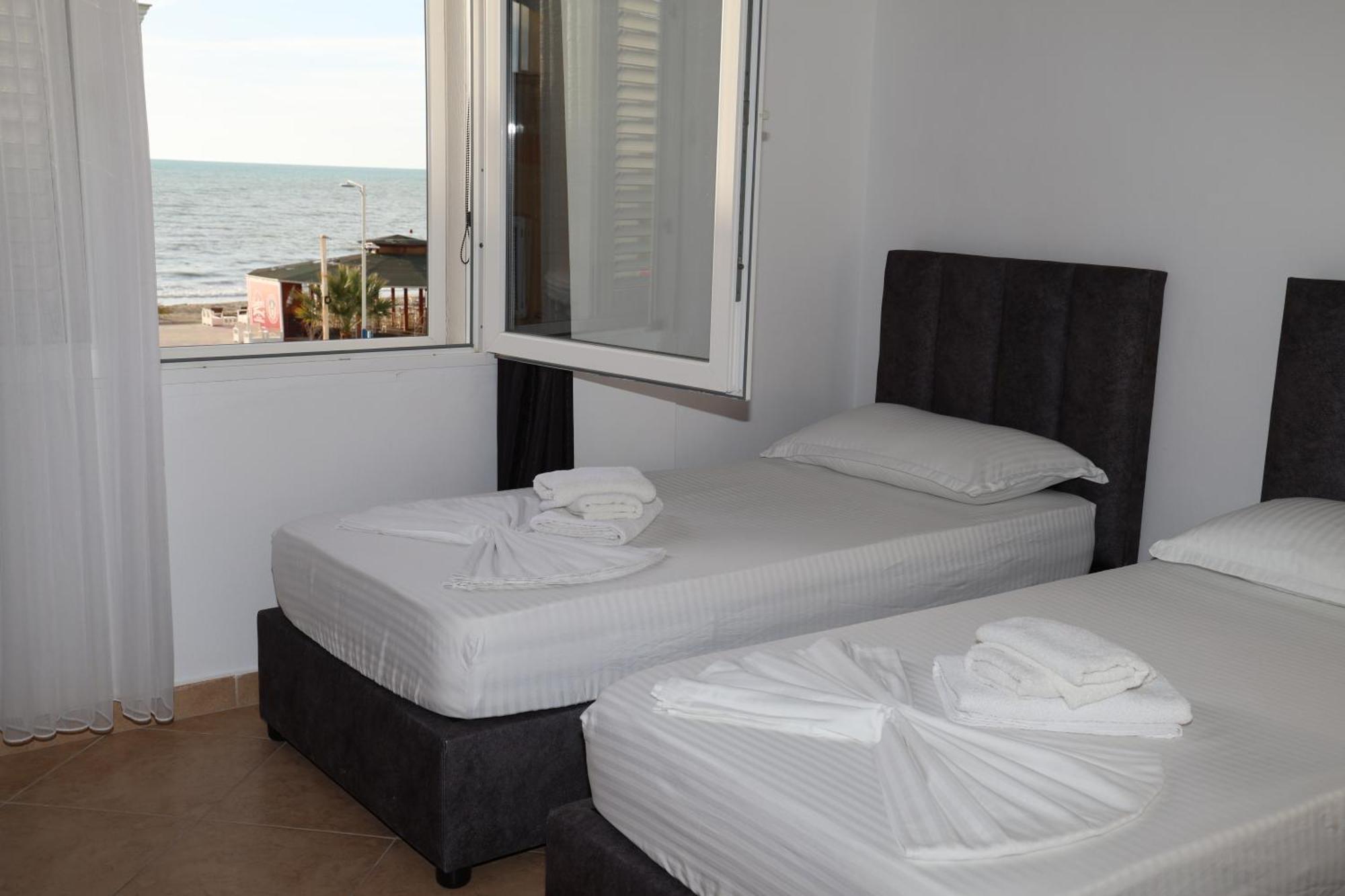 Del Sol Apartment Golem (Tirana)